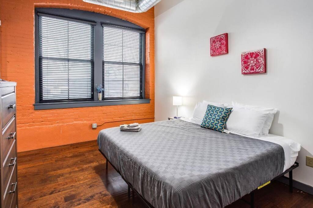 Apartament Centric Ny Style Loft W/King Bed Rochester Zewnętrze zdjęcie