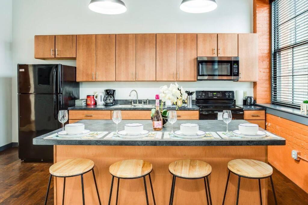 Apartament Centric Ny Style Loft W/King Bed Rochester Zewnętrze zdjęcie